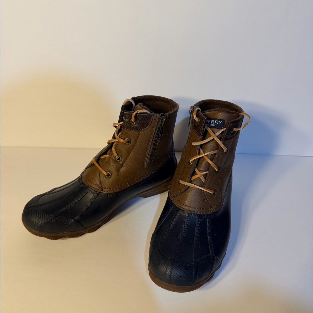 Sperry Brown and Black Waterproof Boots